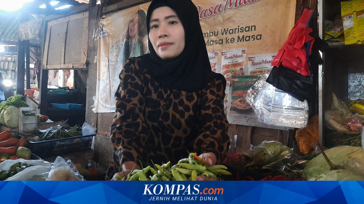 MBG Libur, Harga Cabai dan Tomat di Pati Kompak Turun