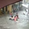 Kampung Belakang Mal Gancit Kebanjiran, Warga: Kali Grogol Meluap, Banjir 1 Meter