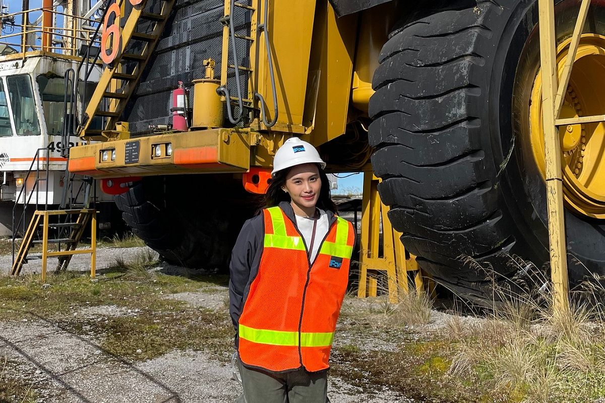 Jessica Putri Adhy Jusuf, lulusan dari James Cook University (JCU) yang kini bekerja di PT Freeport Indonesia.