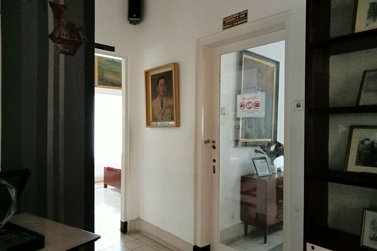 Tampak depan kamar pribadi Jenderal Ahmad Yani.