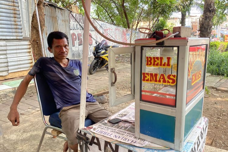 Lapak Emas Senen Kian Sepi, Banyak Tumbang karena Risiko Kerugian