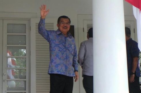 Usai Geladi Bersih Pelantikan, Jusuf Kalla Melayat Mantan Gubernur Sumatera Barat