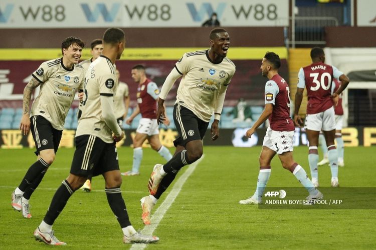 Paul Pogba setelah mencetak gol dalam pertandingan Aston Villa vs Man United di Stadion Villa Park, Birmingham, Inggris, Kamis (9/7/2020) atau Jumat (10/7) dini hari WIB. 