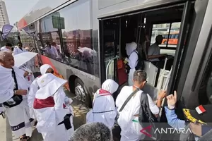 Bus Jemaah Umrah WNI Terbakar dalam Perjalanan ke Madinah, 24 Penumpang Selamat
