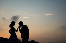 50 Kata-kata Romantis yang Bikin Hati Pasangan Meleleh