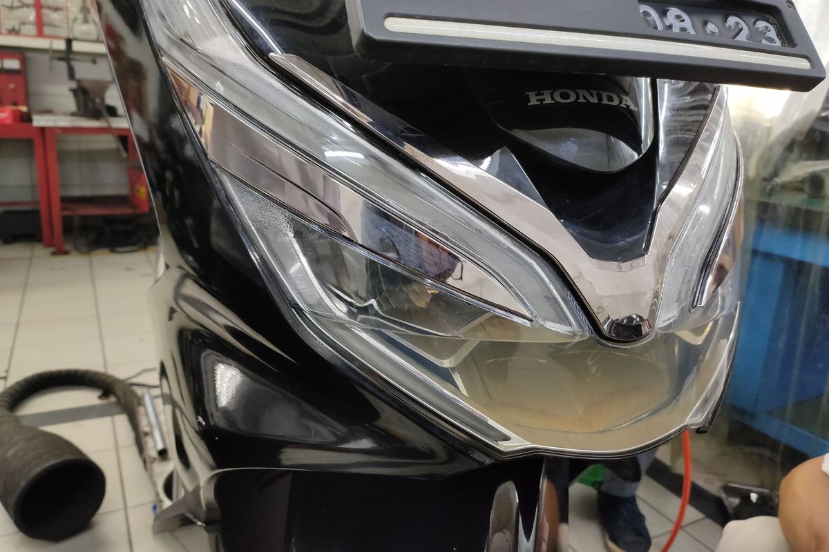 Honda PCX yang terendam banjir.