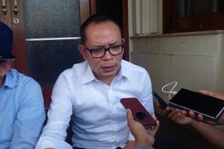 Menteri Ketenagakerjaan M Hanif Dhakiri, saat ditemui di Kantor Kemenko Polhukam, Jakarta Pusat, Selasa (1/9/2015).