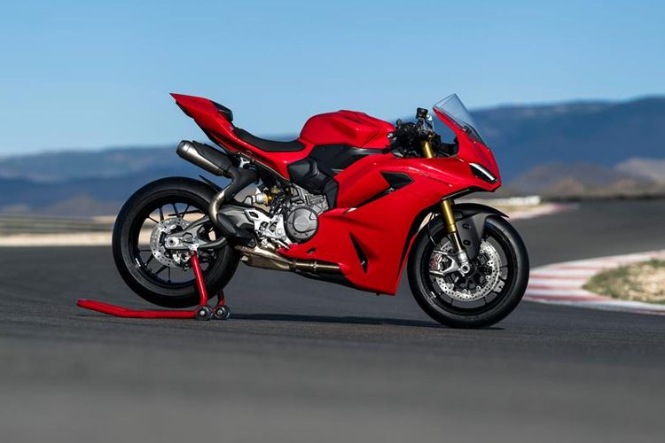 Ducati Panigale V2 terbaru