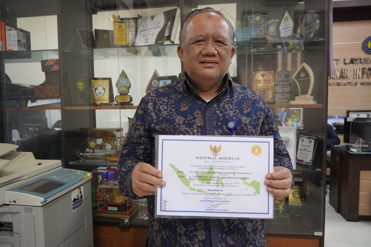 Kepala UPT Perpustakaan UNY, Prof. Sulis Triyono 