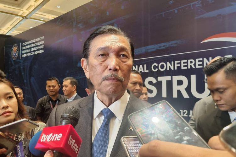Luhut Ungkap MBZ Tertarik Bangun Resor di Pulau Singkil, Tapi Tertunda