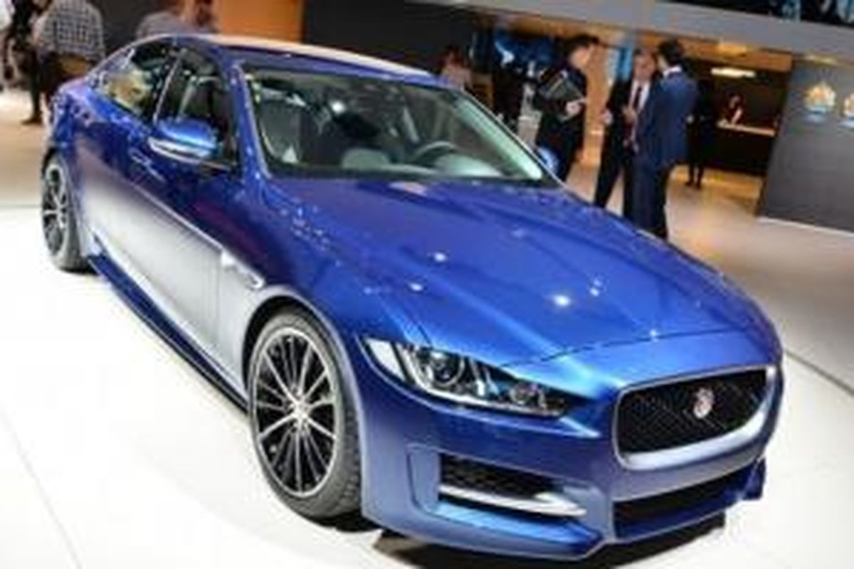 Jaguar XE di Paris Motor Show 2014