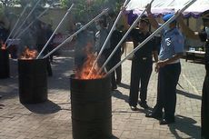 Rokok Ilegal Senilai Rp 236 Juta Dibakar di Makassar