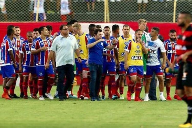 Pertandingan Liga Brasil antara Bahia dan Vitoria di Campeonato Baiano.