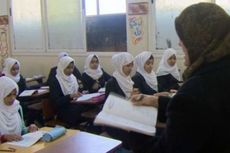 Berkunjung ke Salah Satu Sekolah Paling Berbahaya dalam Jangkauan Serangan ISIS