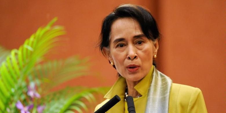 Suu Kyi Tetap Tidak Sentuh Masalah Rohingya