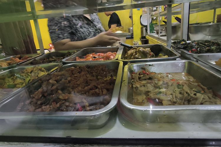 Harga Pangan Naik, Pedagang Warteg di Jaksel Enggan Naikkan Harga, Pilih Pangkas Porsi