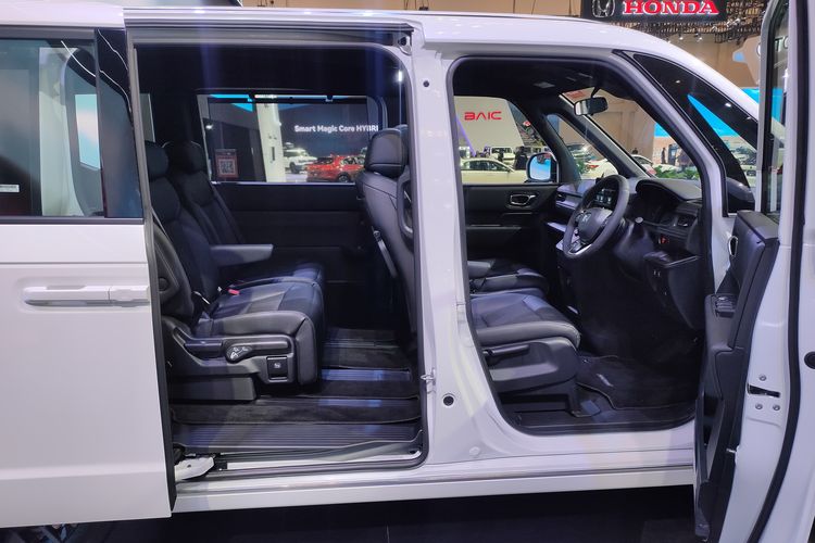 Honda Step WGN e:HEV