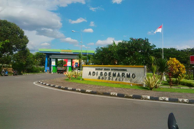Bandara Adi Soemarmo Solo di Boyolali, Jawa Tengah.