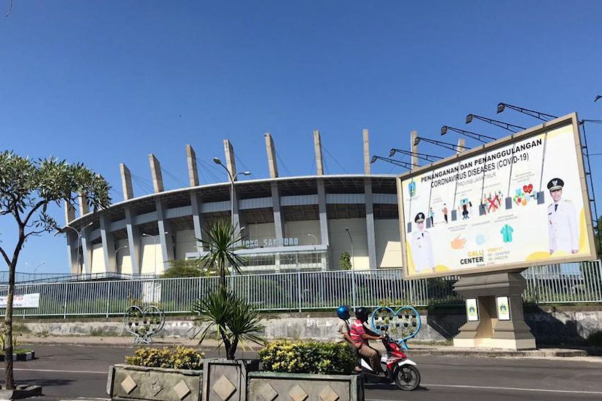Area di Stadion Gelora Joko Samudro (Gejos) kembali difungsikan sebagai tempat karantina, kali ini untuk para Pekerja Migran Indonesia (PMI) asal Gresik yang bakal pulang kampung.