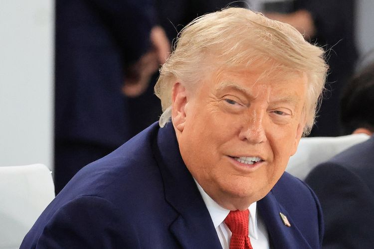 Jajak Pendapat Terbaru Ungkap Mayoritas Warga AS Tak Puas dengan Cara Trump Tangani Iran