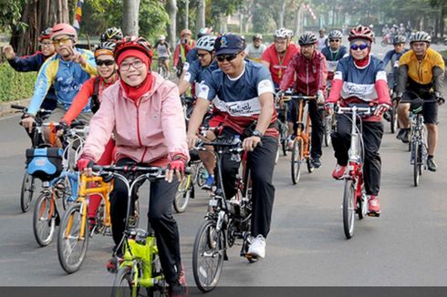 Netty Heryawan Ikut Gowes di Festival Sepeda Lipat