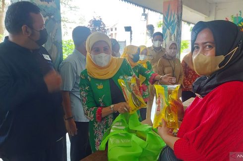 Pemkot Jakarta Timur Gelar Operasi Pasar Minyak Goreng di 18 Kelurahan