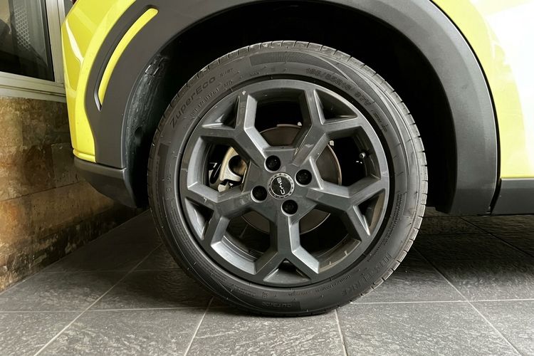 Beli Ban Mobil Listrik, Jangan Hanya Cari Harga Murah