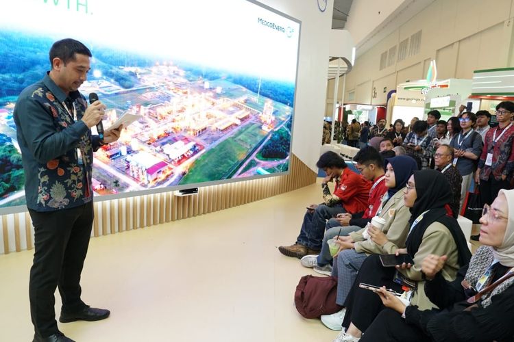 Petani Semangka Binaan Medco Raup Rp 90 Juta per Tahun