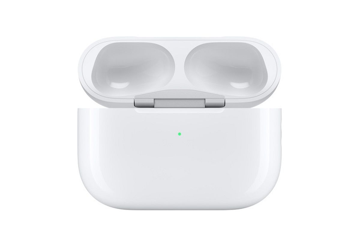 MagSafe Charging Case (USB-C) 