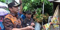 Wali Kota Semarang Bantu Korban Rumah Roboh Akibat Hujan Lebat
