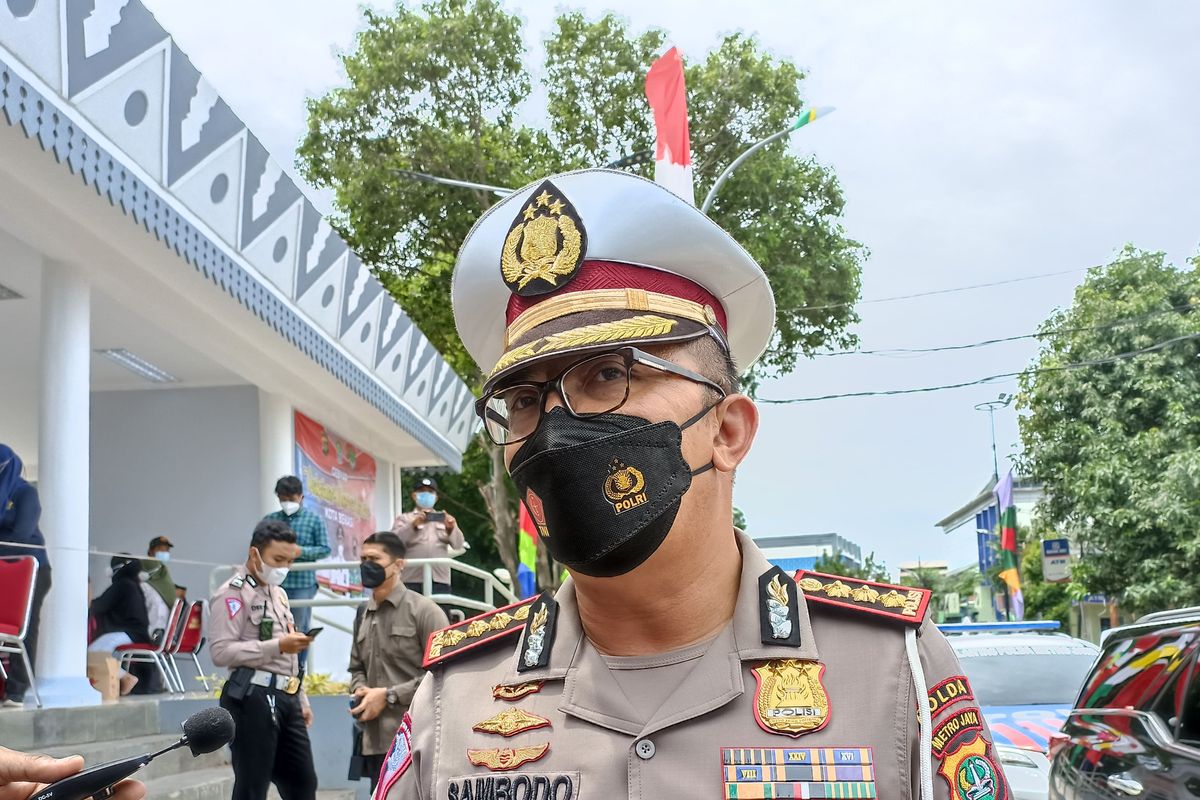 Dirlantas Polda Metro Jaya Kombes Sambodo Purnomo Yogo saat ditemui wartawan di Alun-Alun M.Hasibuan Kota Bekasi, Rabu (23/2/2022).(KOMPAS.com/ Joy Andre T)