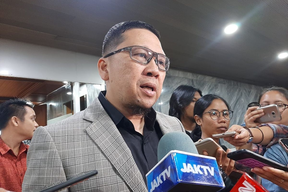 Ketua Komisi II DPR Ahmad Doli Kurnia di gedung DPR, Senayan, Jakarta, Selasa (11/2/2020).