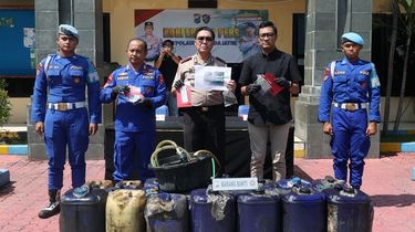 Polda Jatim Ungkap Penyelundupan Solar Subsidi untuk Pabrik di Kalteng, Rugikan Negara Rp 300 Juta