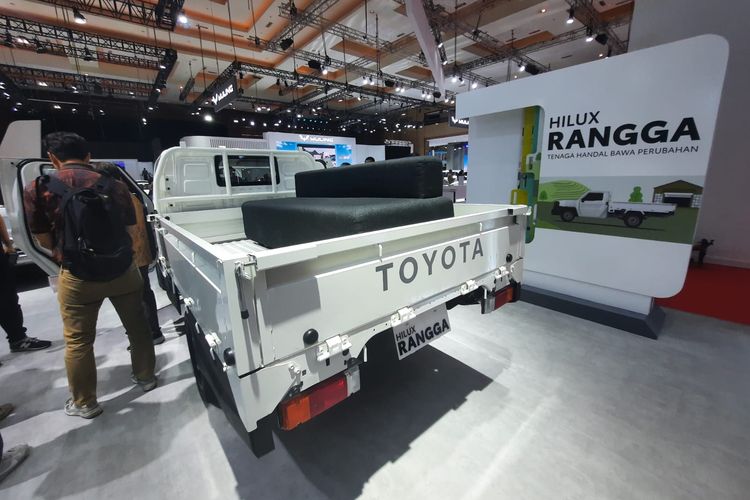 Toyota Hilux Rangga di IIMS 2024