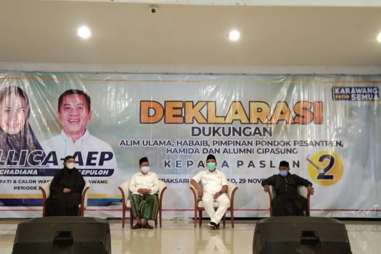 Calon Wabup Karawang Aep Syaepuloh saat menghadiri Deklarasi Dukungan Alim Ulama, Habaib, Pimpinan Ponpes, Hamida dan Alumni Cipasung, Minggu (29/11/2020).
