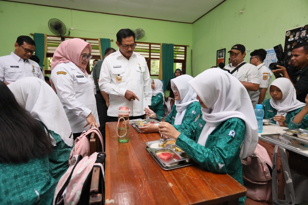 Pemprov Jateng Alokasikan Rp 67,13 Miliar untuk Dukung Makan Bergizi Gratis