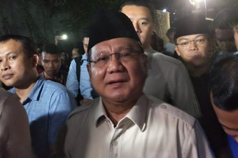 Melayat ke Rumah Duka, Prabowo Sampaikan Belasungkawa ke Keluarga Habibie