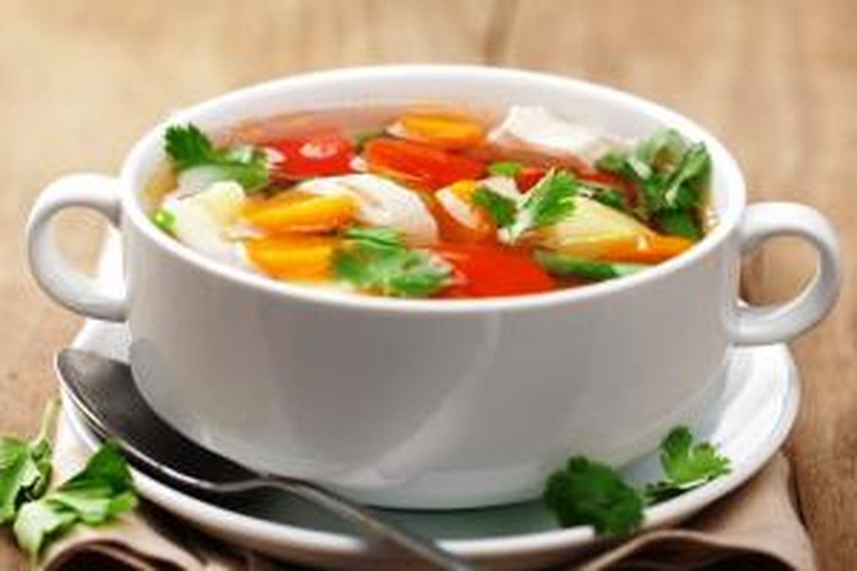 Sup sayur yang ringan namun bergizi bisa menjadi pilihan tepat untuk menu sahur.