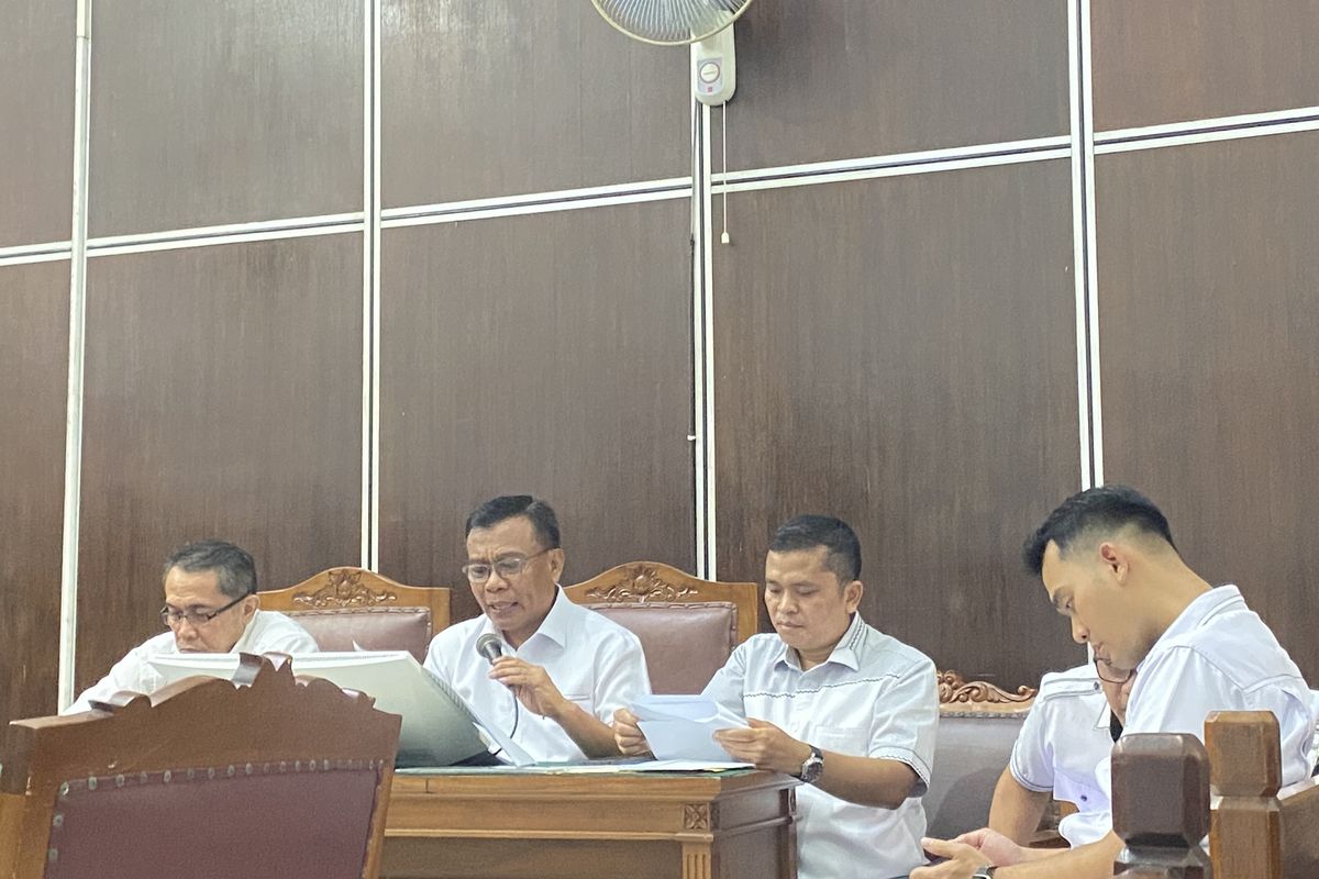 Tim kuasa hukum Polda Metro Jaya dalam persidangan praperadilan Delpedro Marhaen, di Pengadilan Negeri Jakarta Selatan, Senin (20/10/2025).