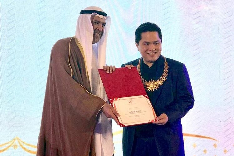 Ketua Umum Komite Olimpiade Indonesia (KOI), Erick Thohir, mewakili Indonesia untuk menerima penghargaan OCA Award dari Dewan Olimpiade Asia (OCA) di Bangkok, Sabtu (2/3/2019).