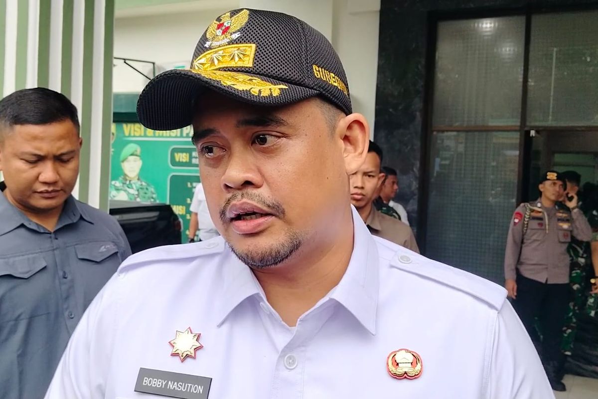 Gubernur Sumatera Utara Bobby Nasution saat diwawancarai di Kodim 0201 Medan pada Rabu (10/9/2025). 