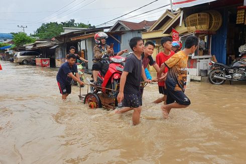 Diguyur Hujan 4 Jam, Sejumlah Wilayah di Samarinda Terendam Banjir