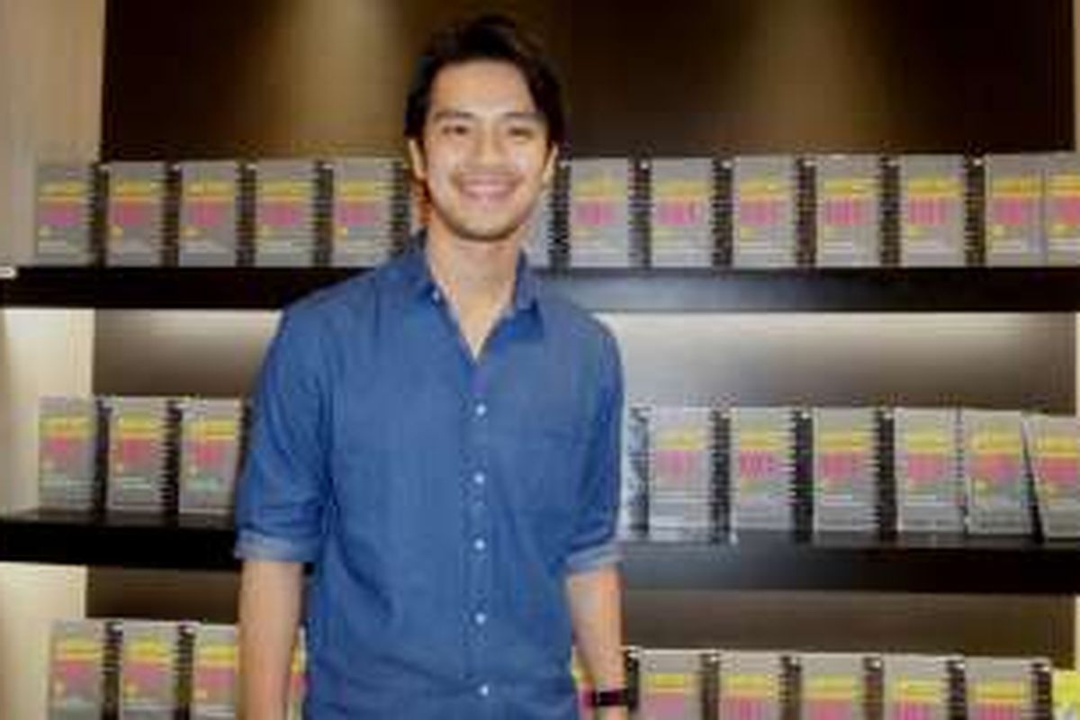 Morgan Oey menghadiri acara peluncuran buku Artist Management 101 Part 2 di Toko Buku Gramedia Central Park, Jakarta, Rabu (10/8/2016).