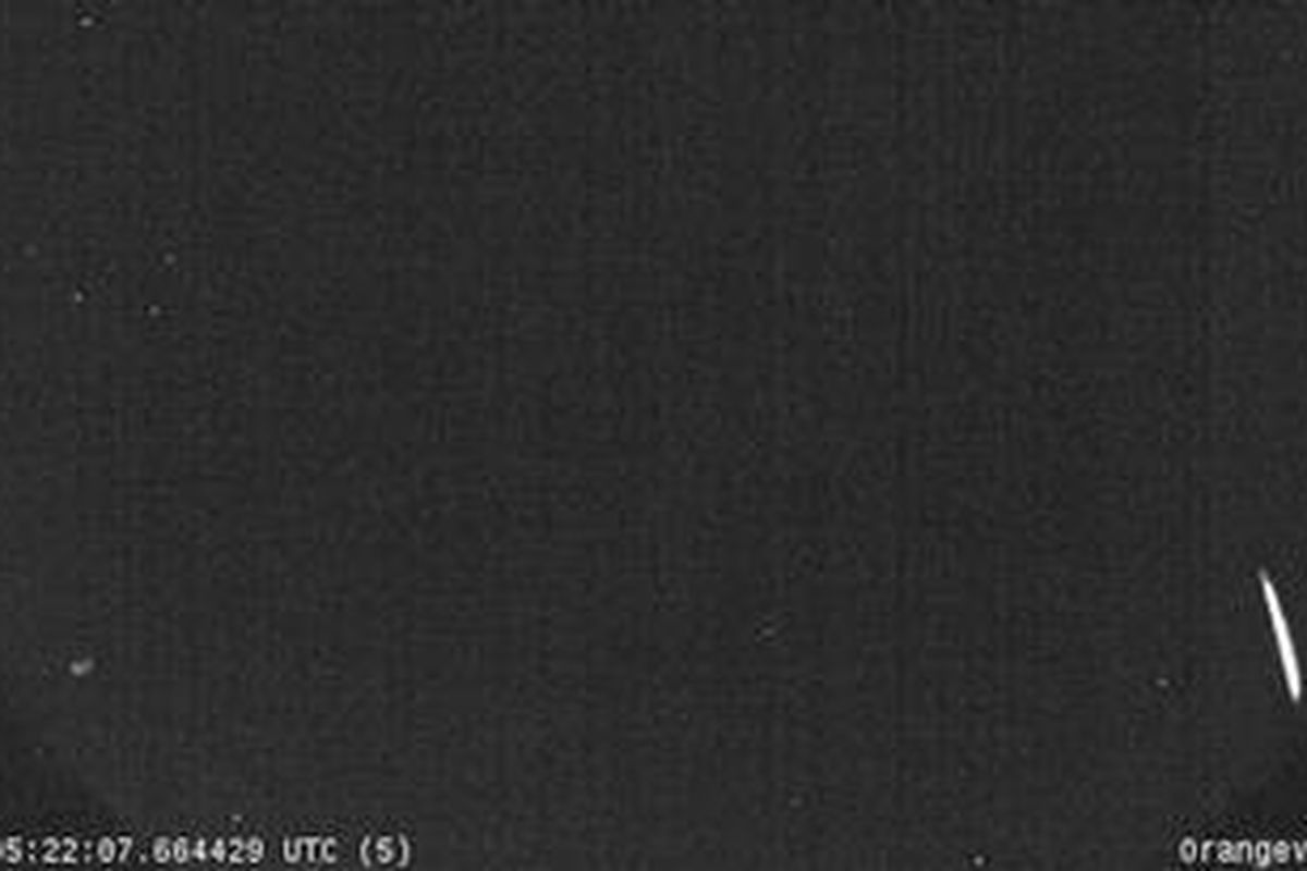 Sebuah bola api terdeteksi memasuki atmosfer Bumi pada 8 Agustus 2011.