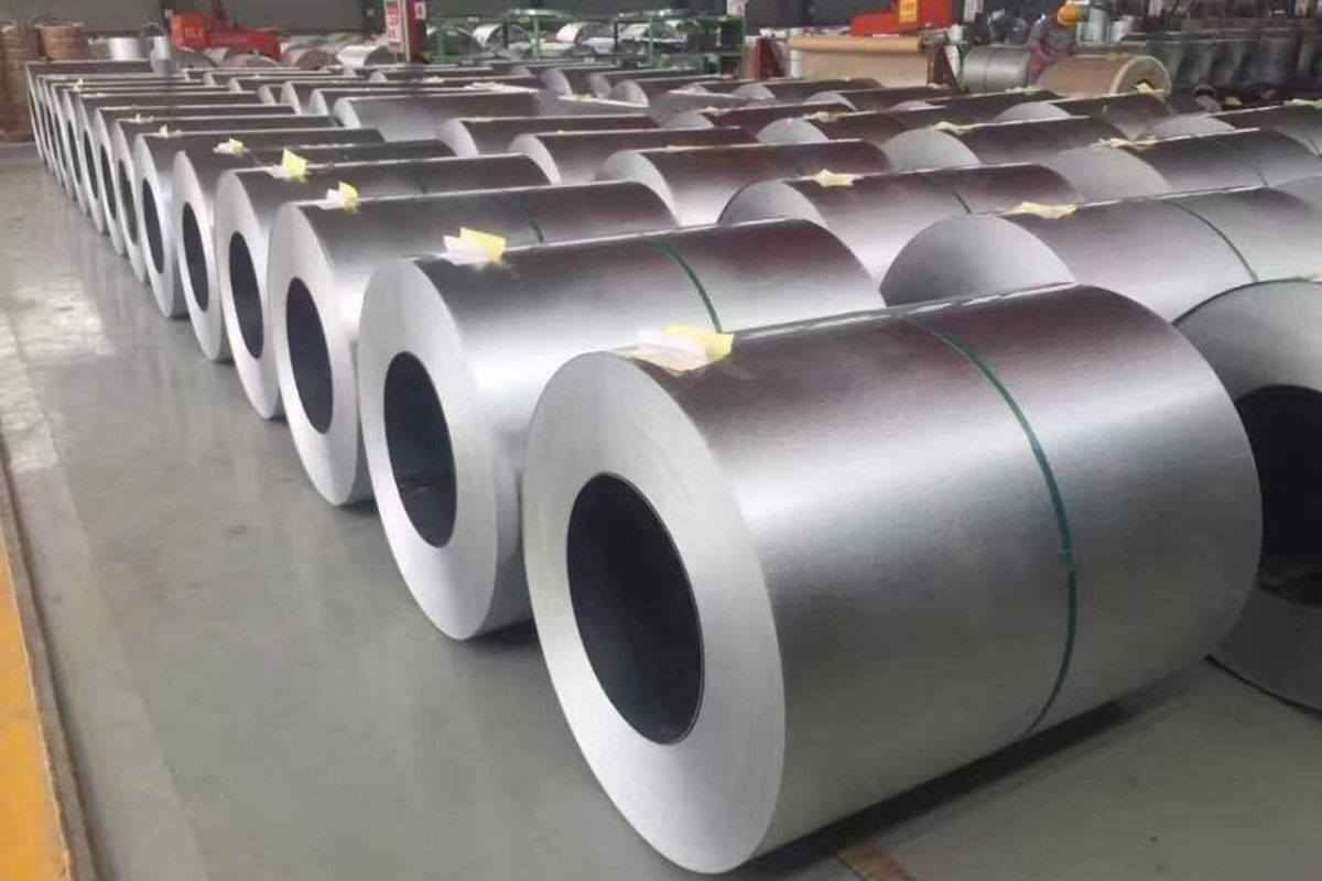 Ilustrasi industri baja, produk baja. Trump Naikkan Tarif Impor Baja Jadi 50 Persen, Uni Eropa Siap Membalas