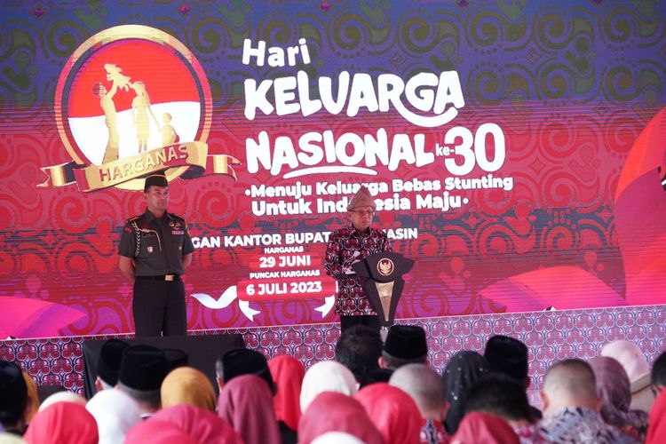Wakil Presiden Ma'ruf Amin saat  memberikan sambutan dalam acara peringatan Hari Keluarga Nasional ke-30 Tahun 2023 di Kantor Bupati Banyuasin, Kamis (6/7/2023).