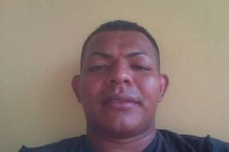Danny Gonzales, pria Honduras yang bekerja di Amerika Serikat berpura-pura mati agar istrinya tak lagi meminta uang kepadanya.