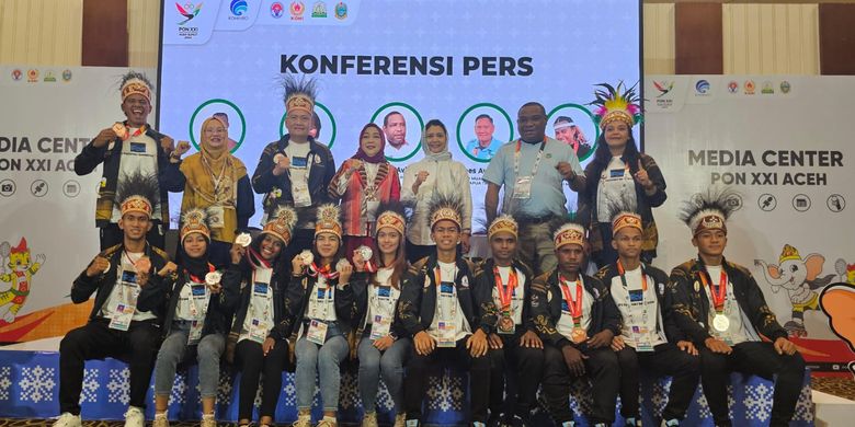 Konferensi pers kontingen Papua Tengah di Media Center PON XXI di Banda Aceh, Selasa (10/9/2024). 