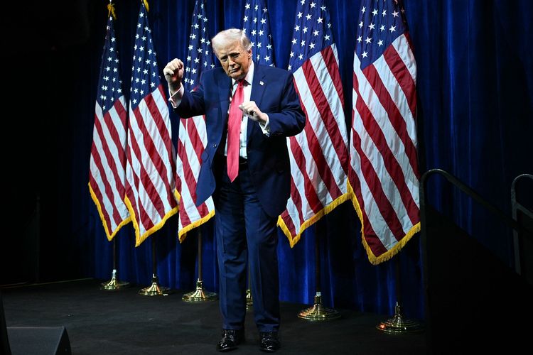 Trump Akan Hadiri Final Piala Dunia, Serahkan Trofi ke Sang Juara