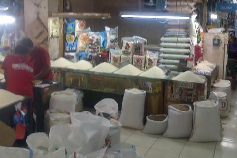 Pedagang Mengeluh Pasar Cibubur Sering Banjir dan Bocor
